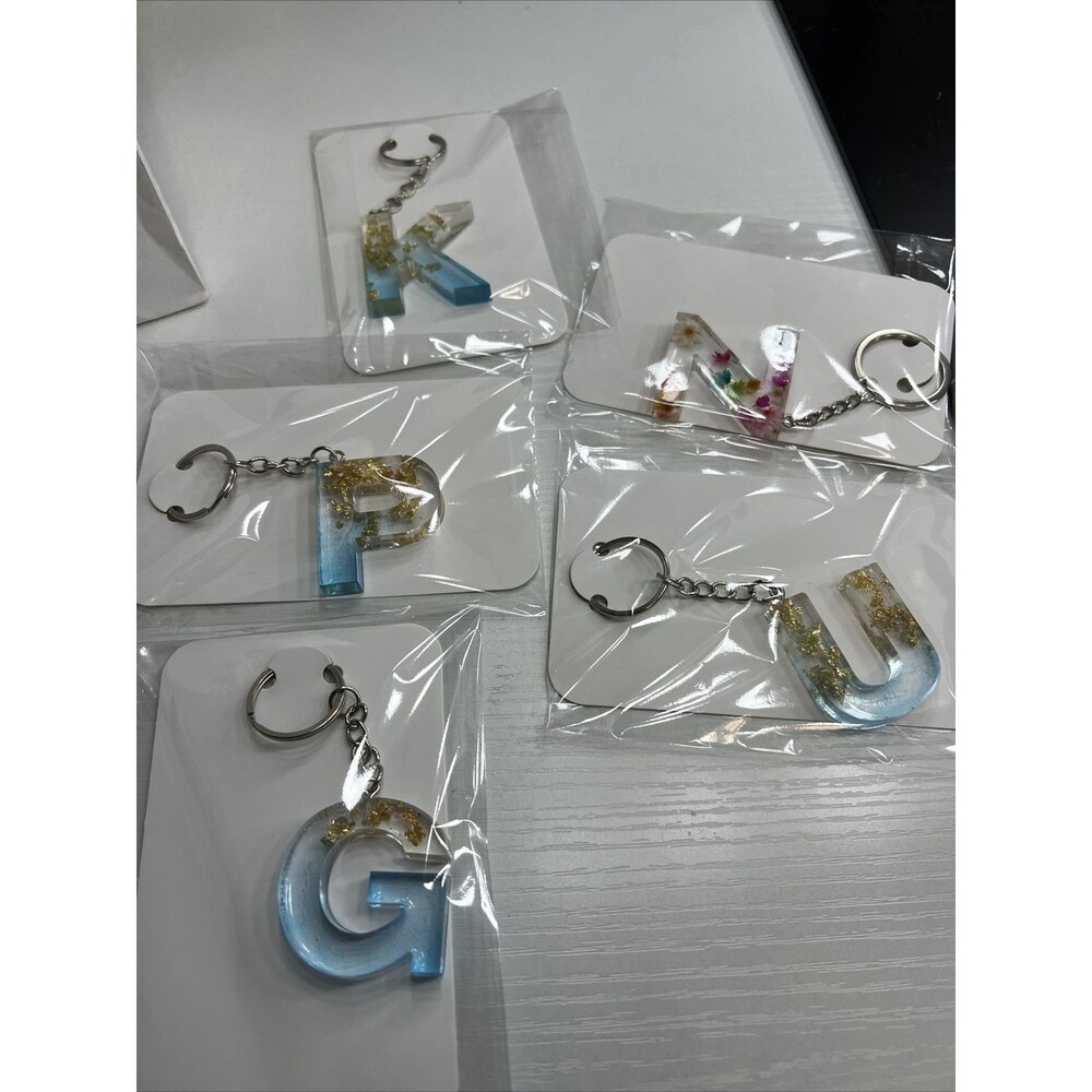 Custom Resin Letter (A-Z) Keychain- Choose Material And Letter